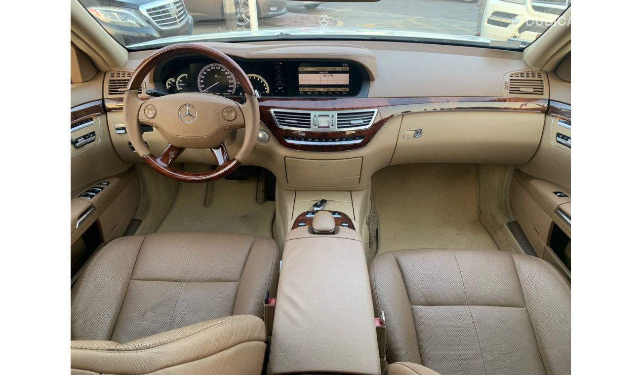 مرسيدس بنز S 550 Mercedes S550_2009_Excellent_Condihion _Full option