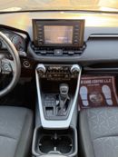 Toyota RAV4 XLE 4WD Full Option Sunroof, push start leather seats