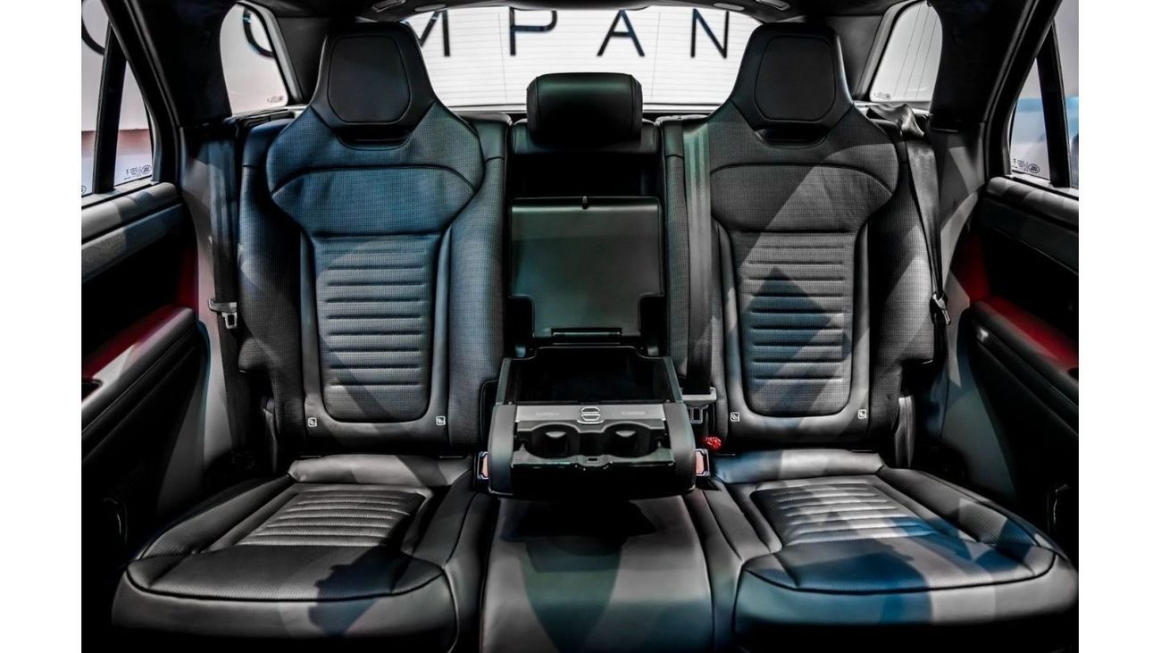 Land Rover Range Rover 2024 Range Rover Sport SV, 2029 Al Tayer Warranty + Service Contract, Brand New, GCC