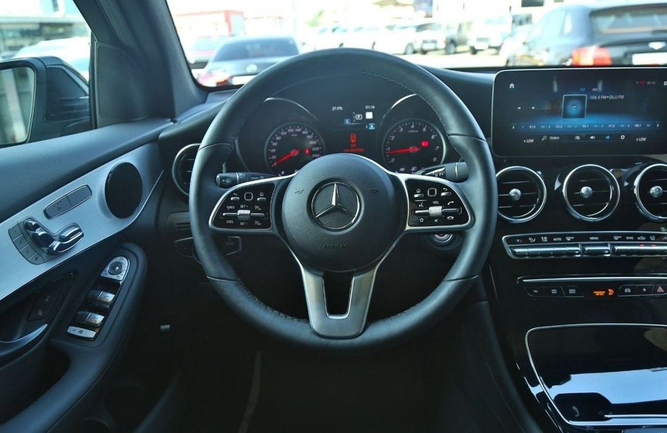 مرسيدس بنز GLC 300 AMG 2022 Luxury Compact SUVs Impressive Overall Performance