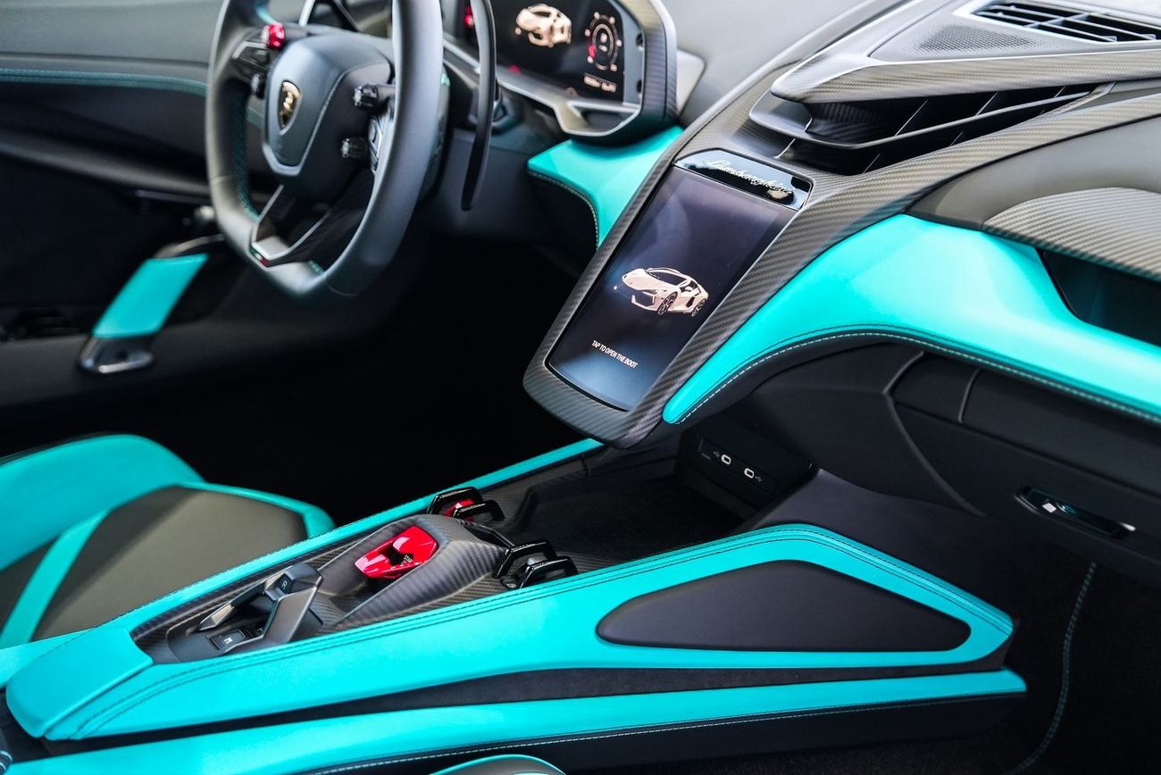 Lamborghini Revuelto 6.5L V12 Hybrid