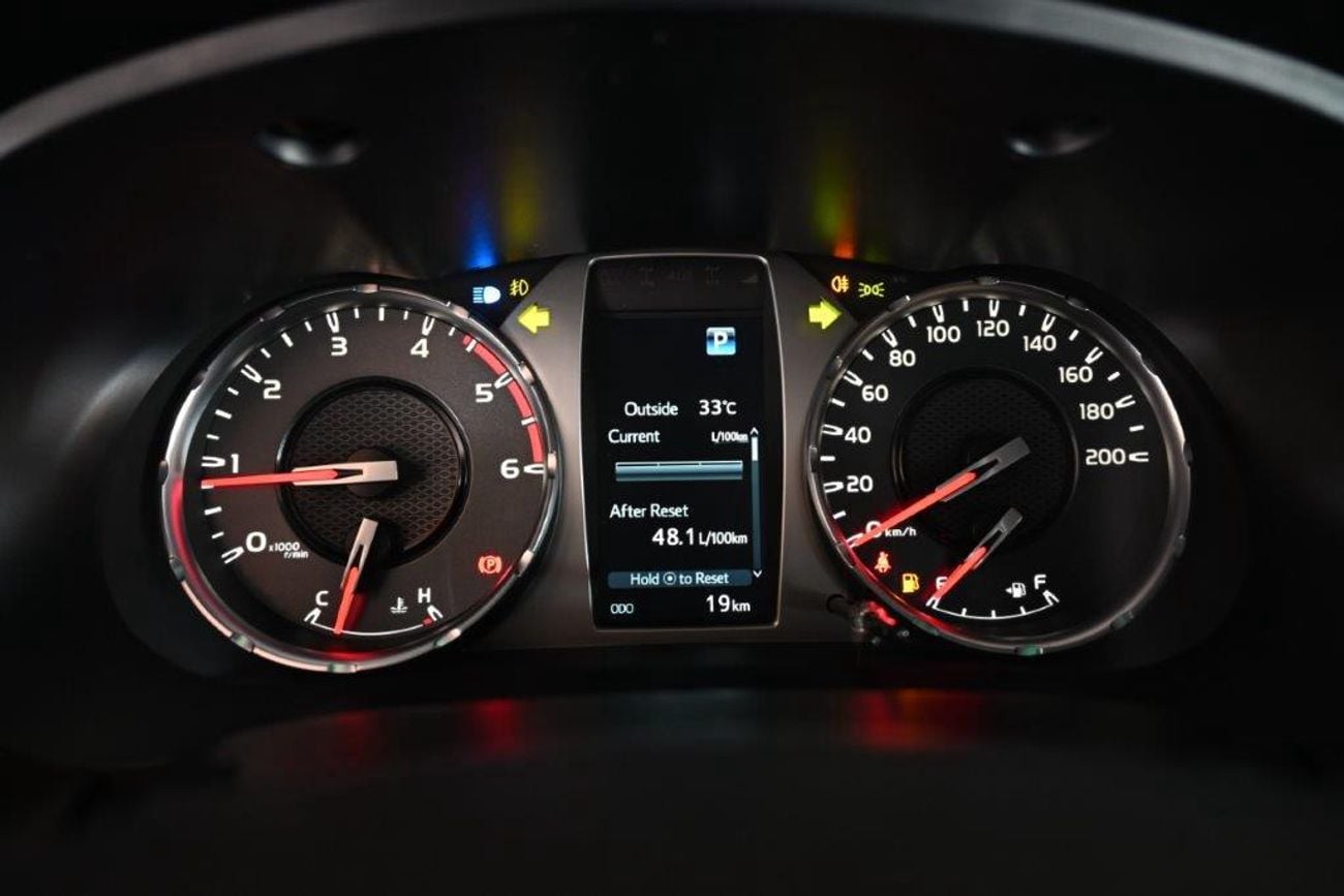 Toyota Hilux 2.8L TURBO DIESEL GR SPORT AUTOMATIC TRANSMISSION ( FOR RE-EXPORT ONLY )