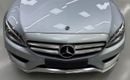 Mercedes Benz C200 AVANTGARDE GCC.. Perfect Condition .. Panoramic