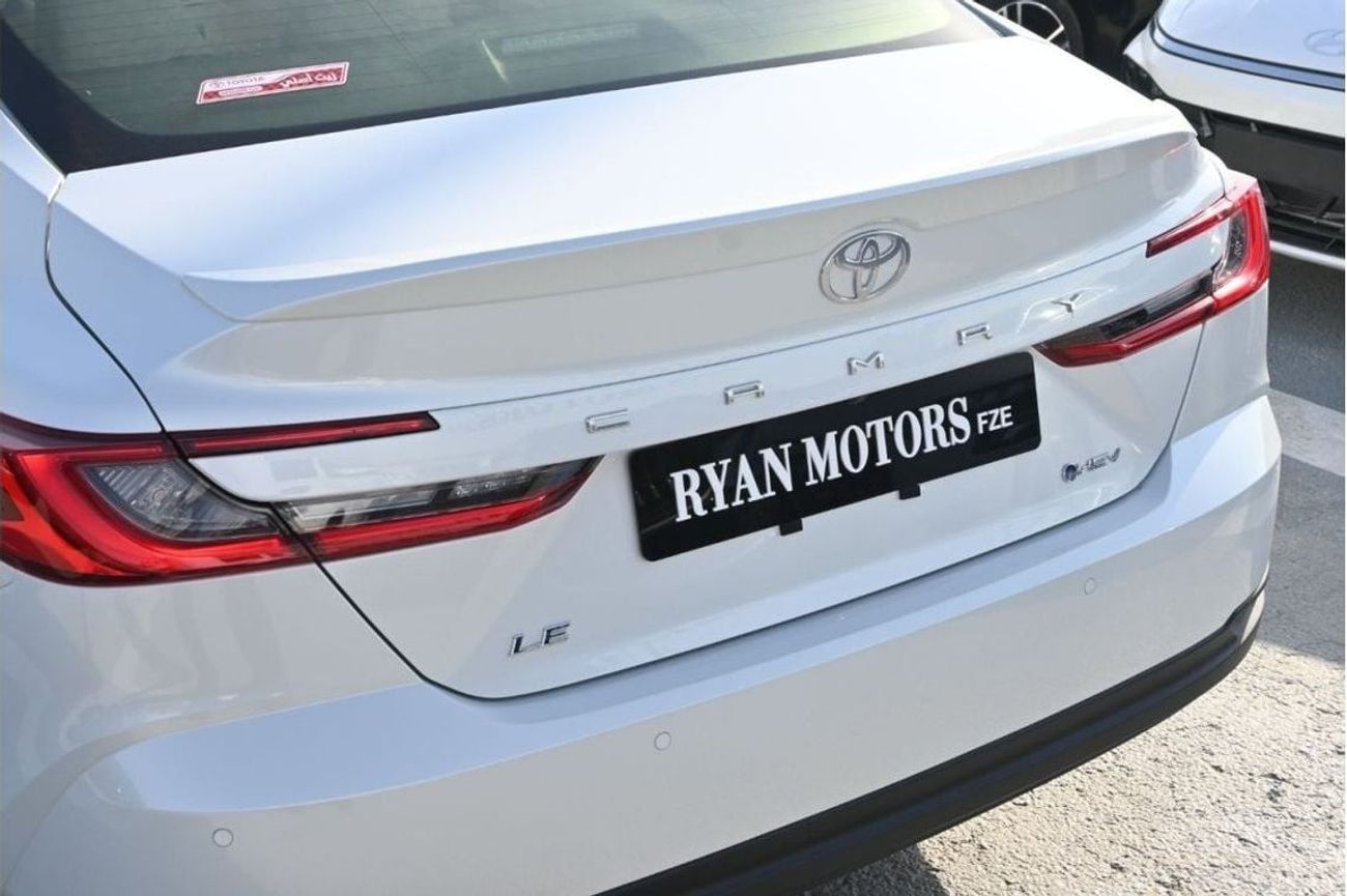 Toyota Camry Toyota Camry LE 2.5L Hybrid, Model 2025 Color White (Export Price)