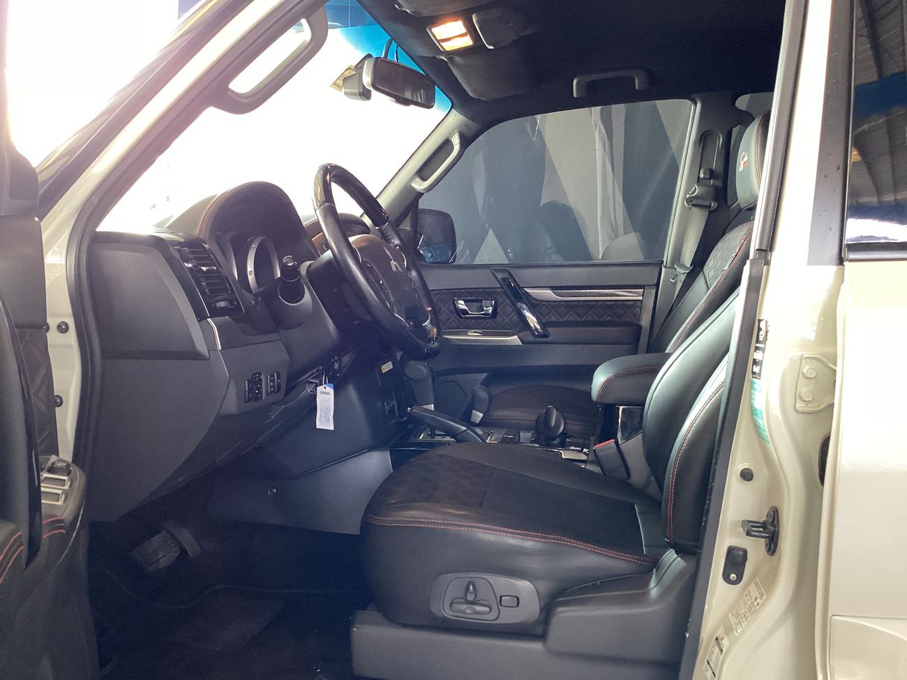 Mitsubishi Pajero Signature Edition | National Day Celebration | Guaranteed Warranty | 0 Down Payment