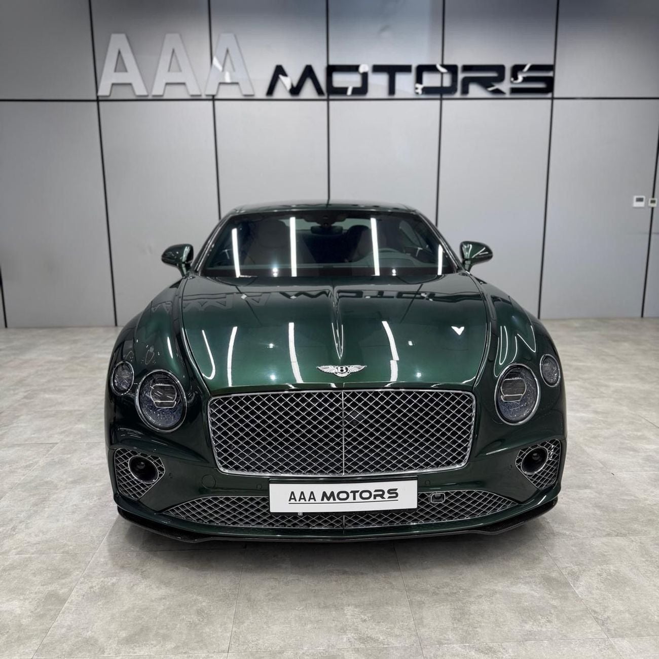 Bentley Continental GT W12 4.0T V8 | GCC Specs | Full Service History | Under Dealer Warranty