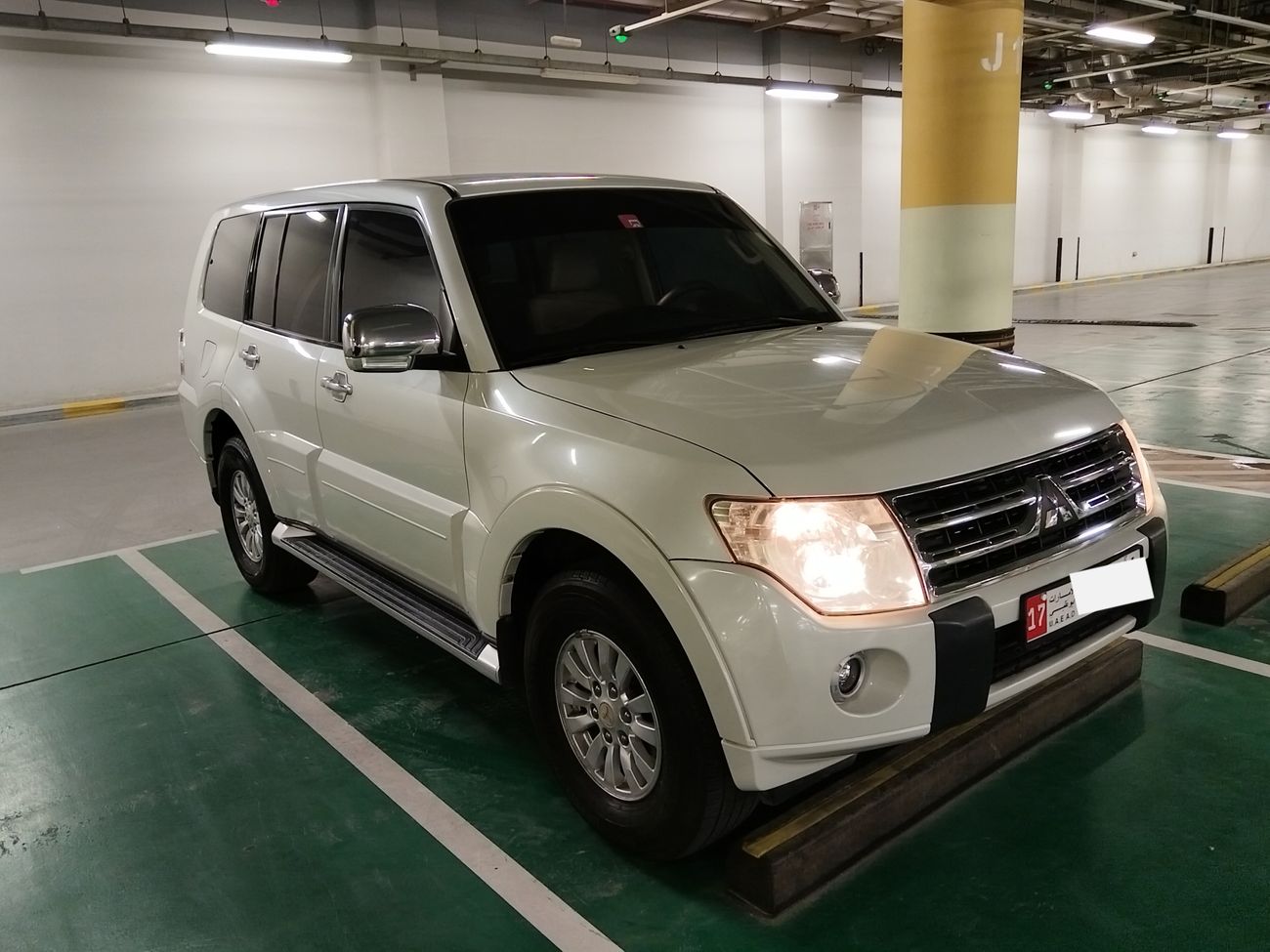 Mitsubishi Pajero GLS Highline 3.5L (186 HP)