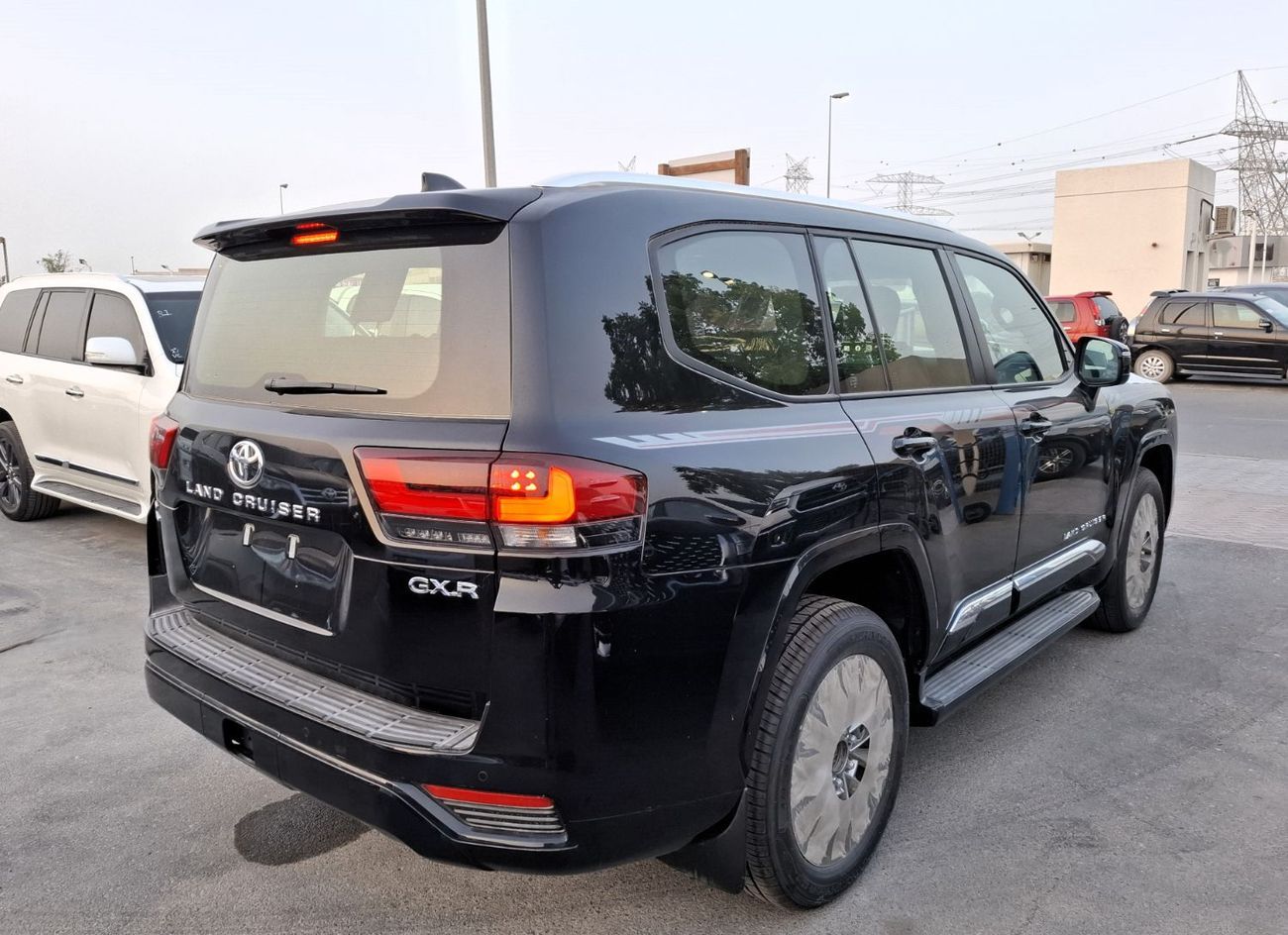 Toyota Land Cruiser Toyota Landcruiser GXR 3.5L 2025 TT AT Black Petrol (Export Only)