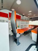 Toyota Hiace Van High Roof 2.8L (174 HP) A/T