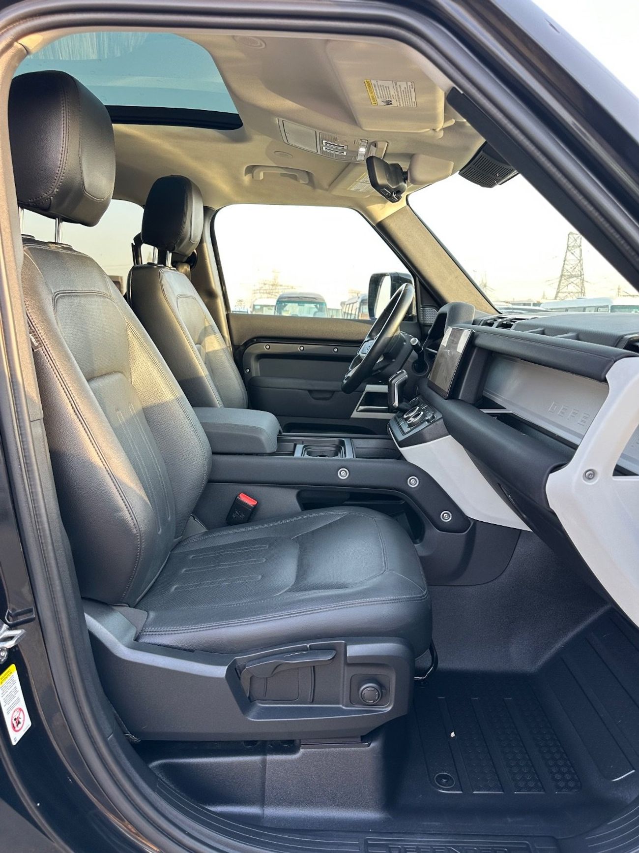 Land Rover Defender P300 110 S 2.0L (5 Seater)