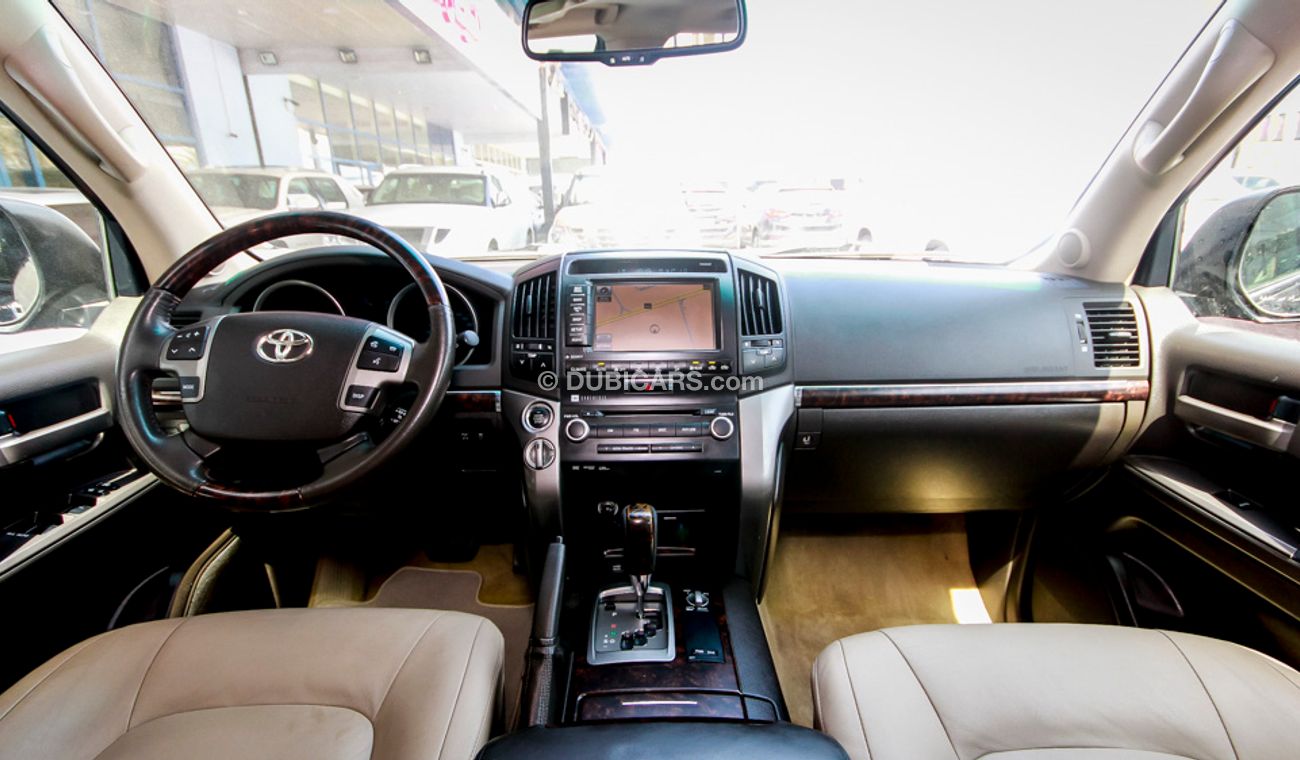 Toyota Land Cruiser VX.R