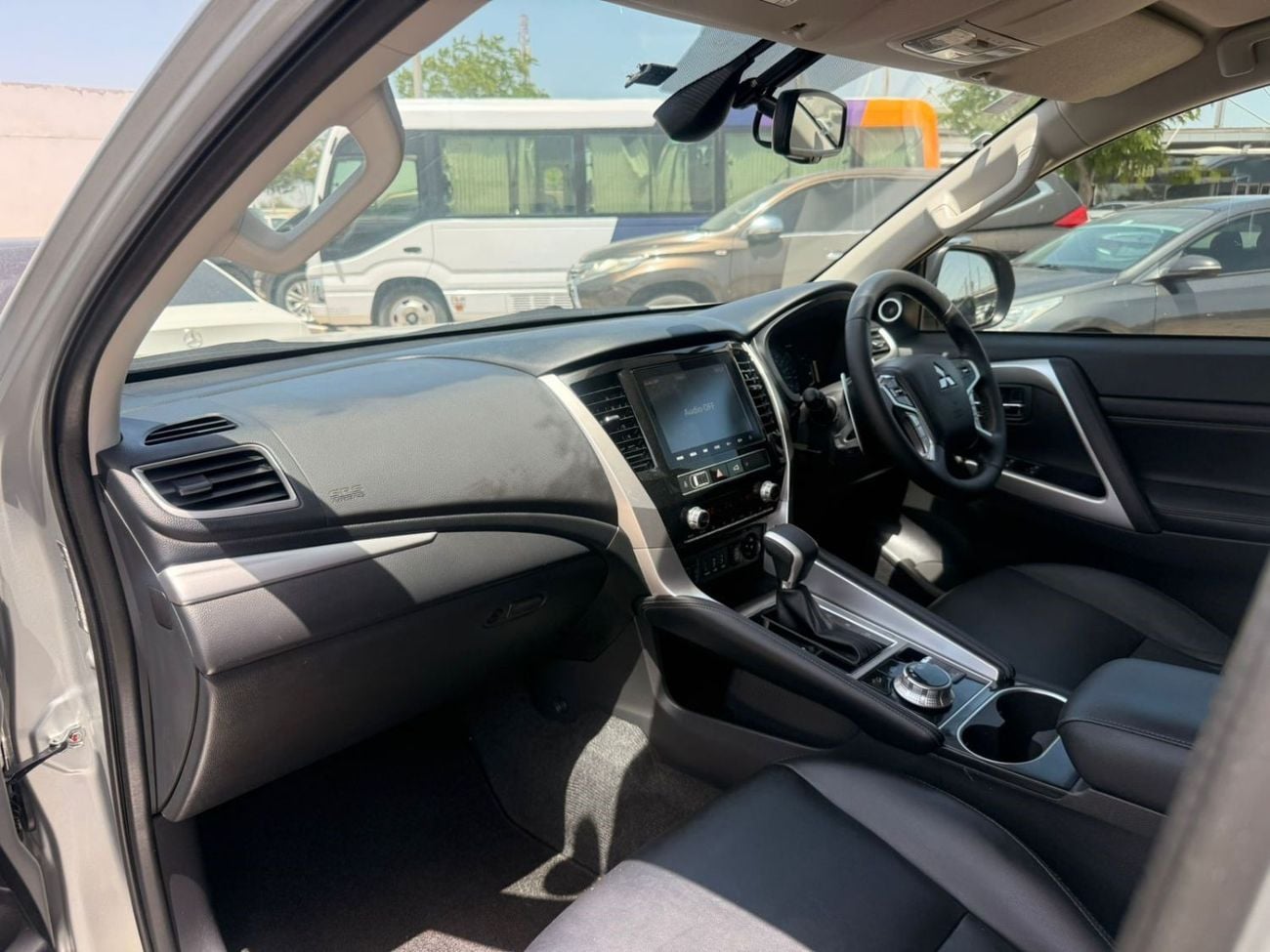 Mitsubishi Montero Sport 2024 | 2.4L DIESEL | AT | RHD | PUSH START ENGINE | ELECTRIC SEATS