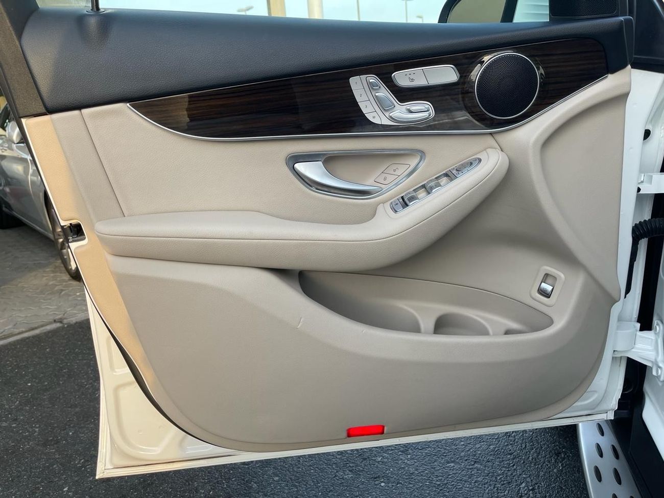 Mercedes-Benz GLC 300 4MATIC Mercedes GLC 300 _American_2022_Excellent Condition _Full option