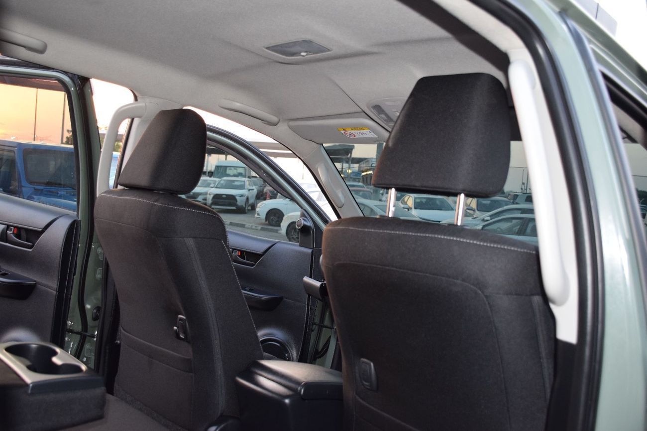 تويوتا هيلوكس S GLX 2.8L AWD A/T