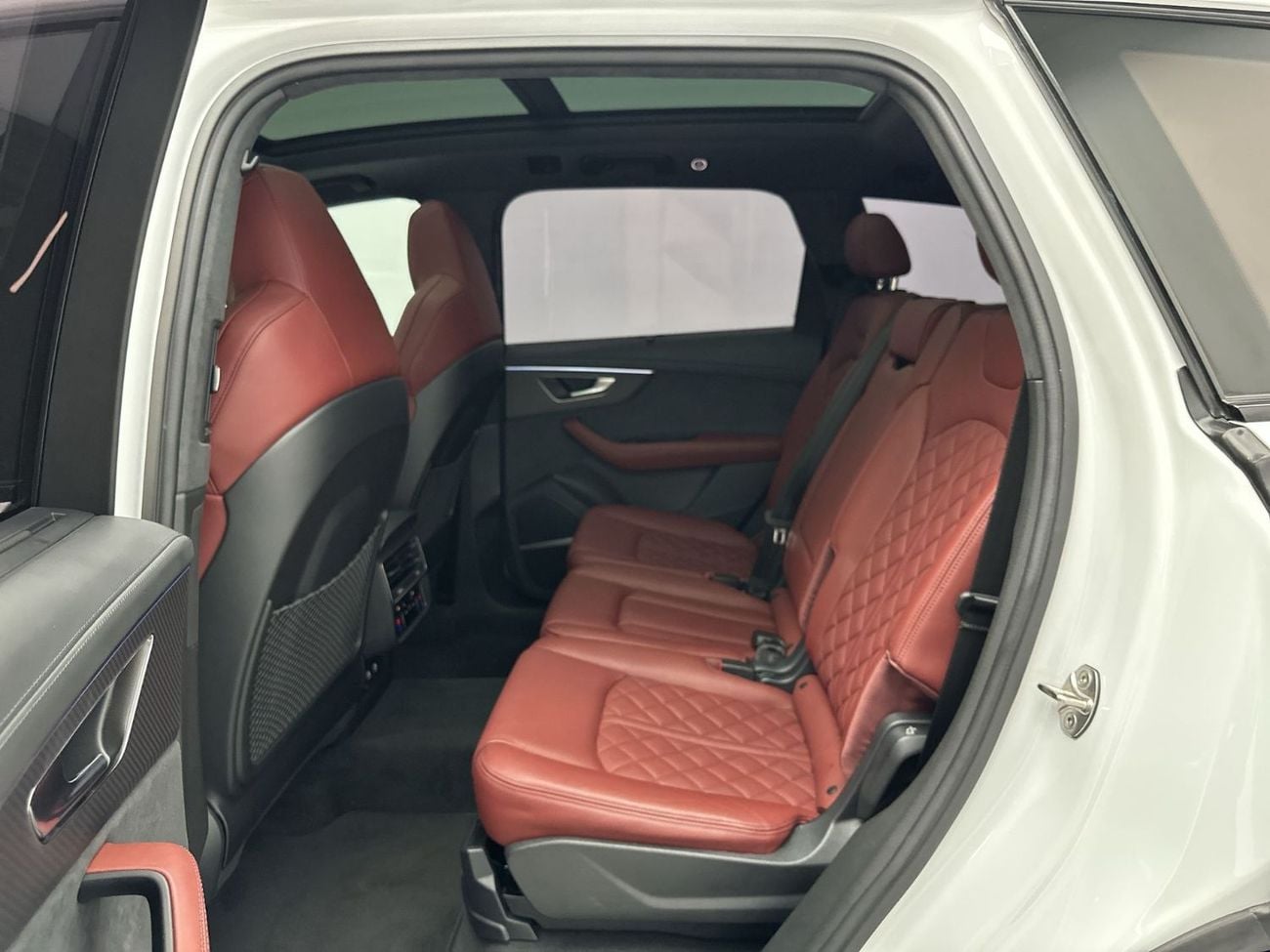 أودي SQ7 SQ7 SUV TFSI 507hp (Ref# 20069)