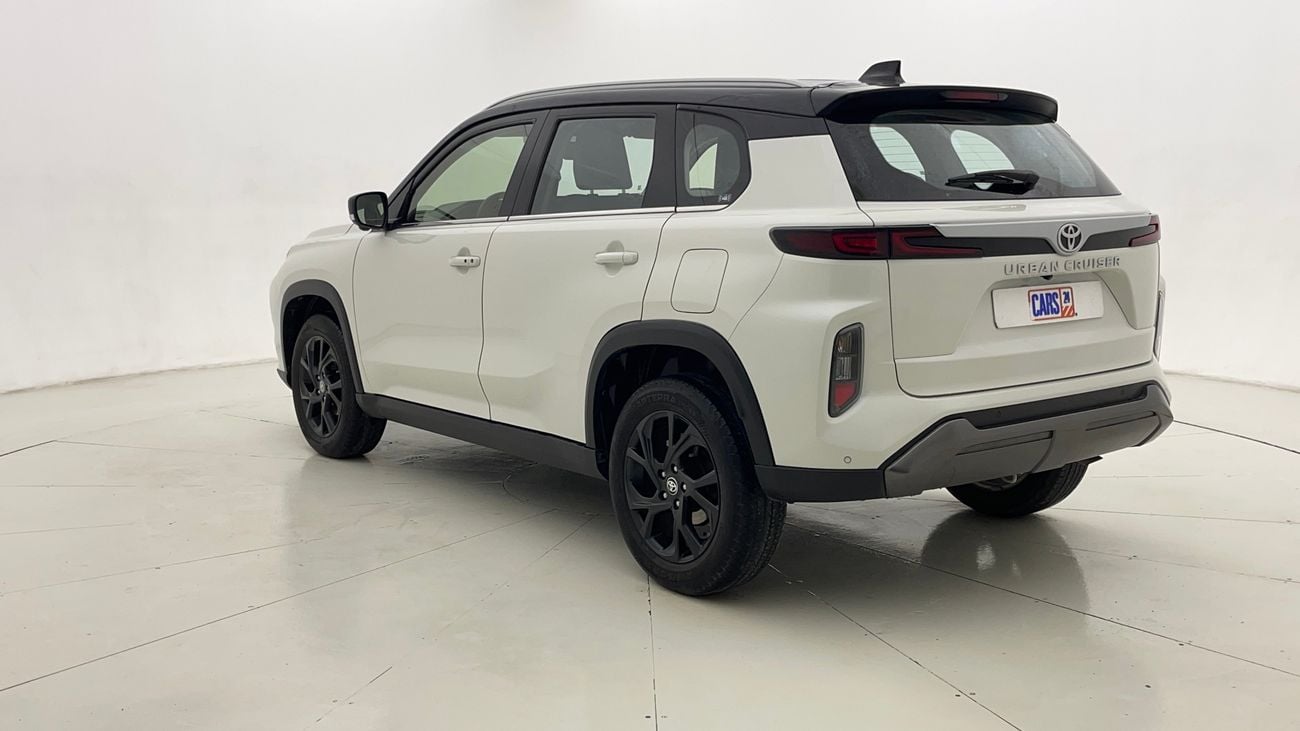 تويوتا أوربان كروزر GLX 1.5 | بدون دفعة مقدمة | اختبار القيادة في المنزل