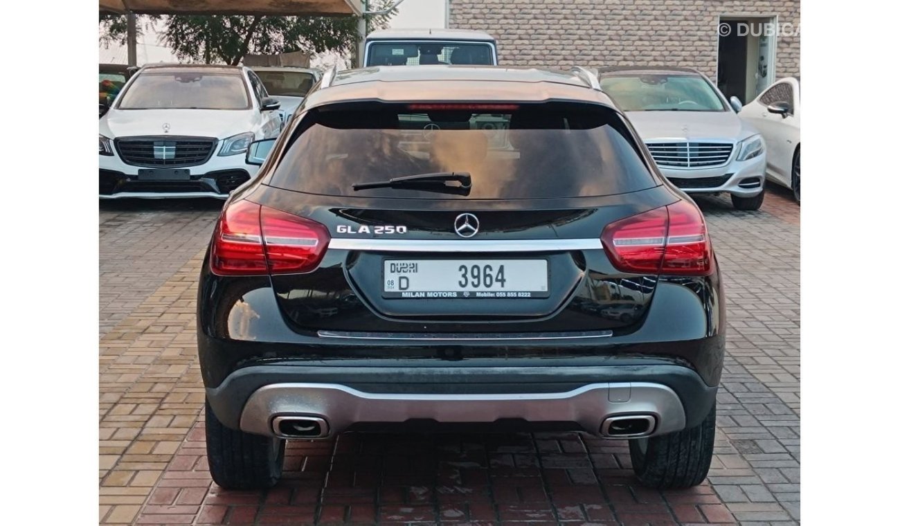 مرسيدس بنز GLA 250 Std