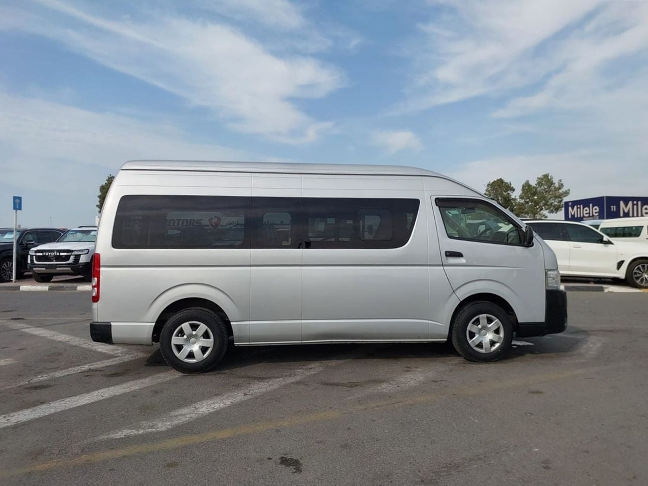 Toyota Hiace (RAMADAN OFFER) TOYOTA HIACE VAN RHD 2015 MODEL 3.0 L DIESEL AUTOMATIC(PM16503)