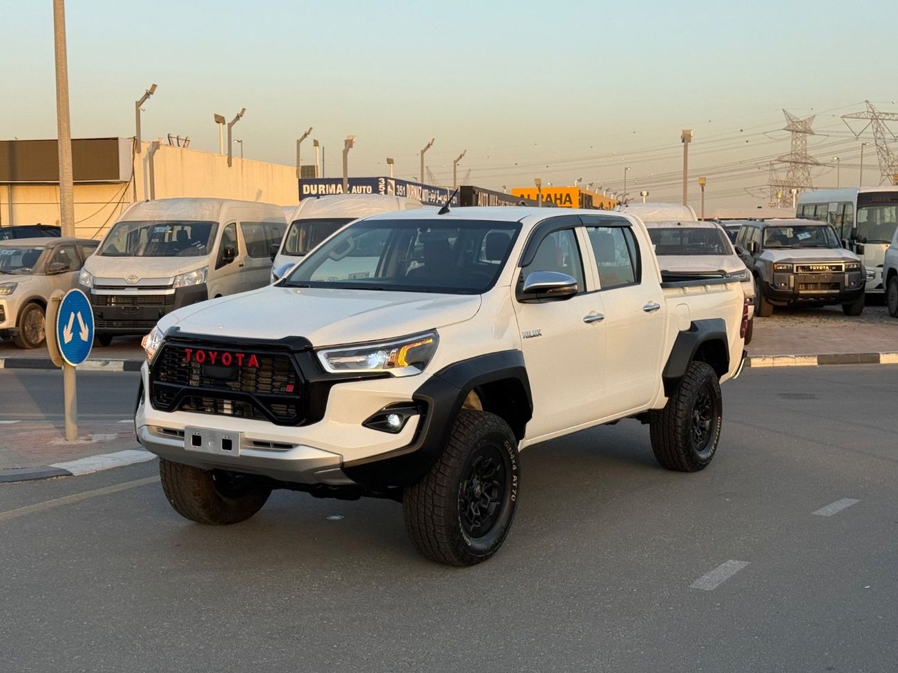 تويوتا هيلوكس DLS 2.4L