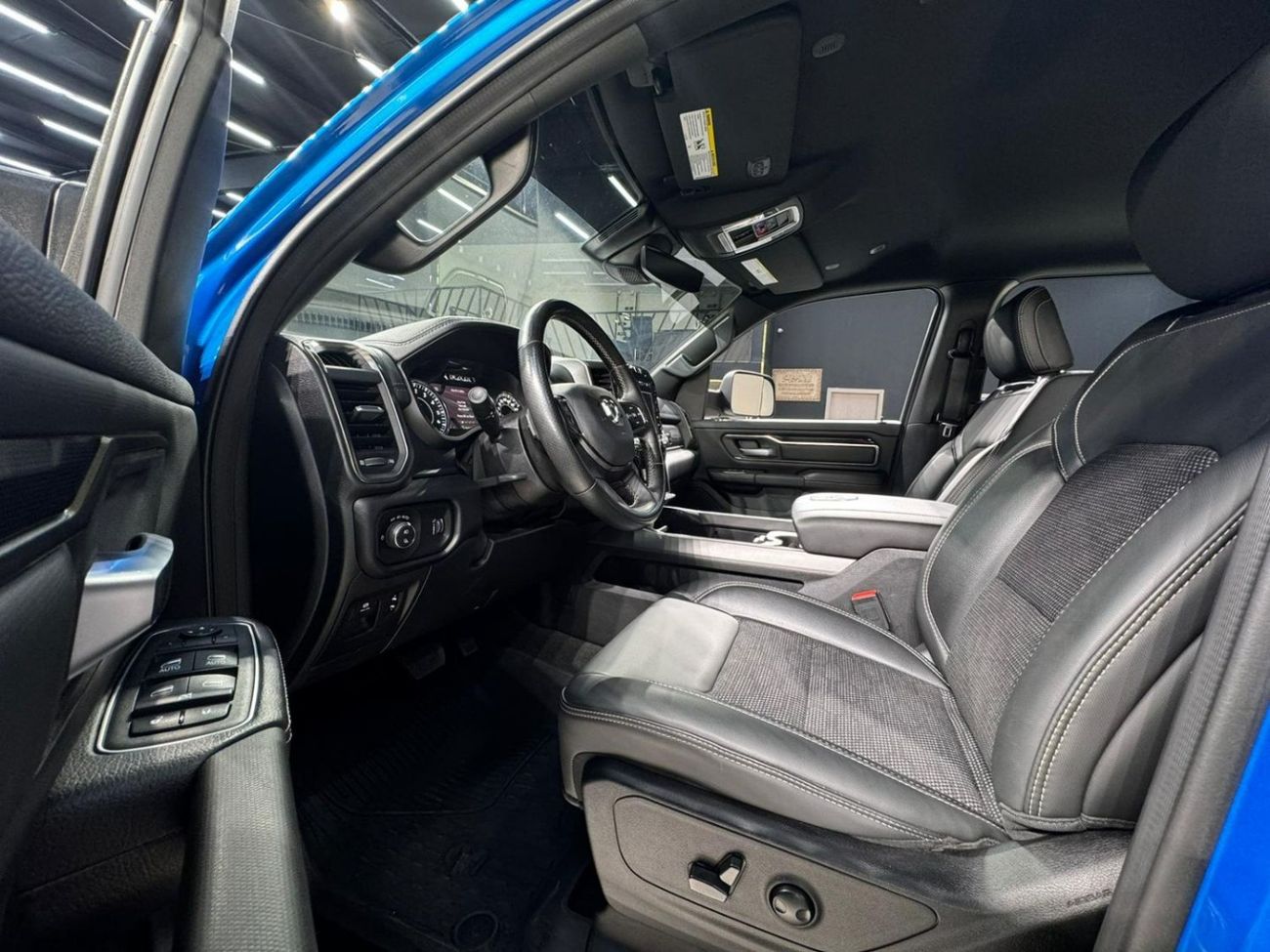 RAM 1500 DODGE RAM SPORT | V8