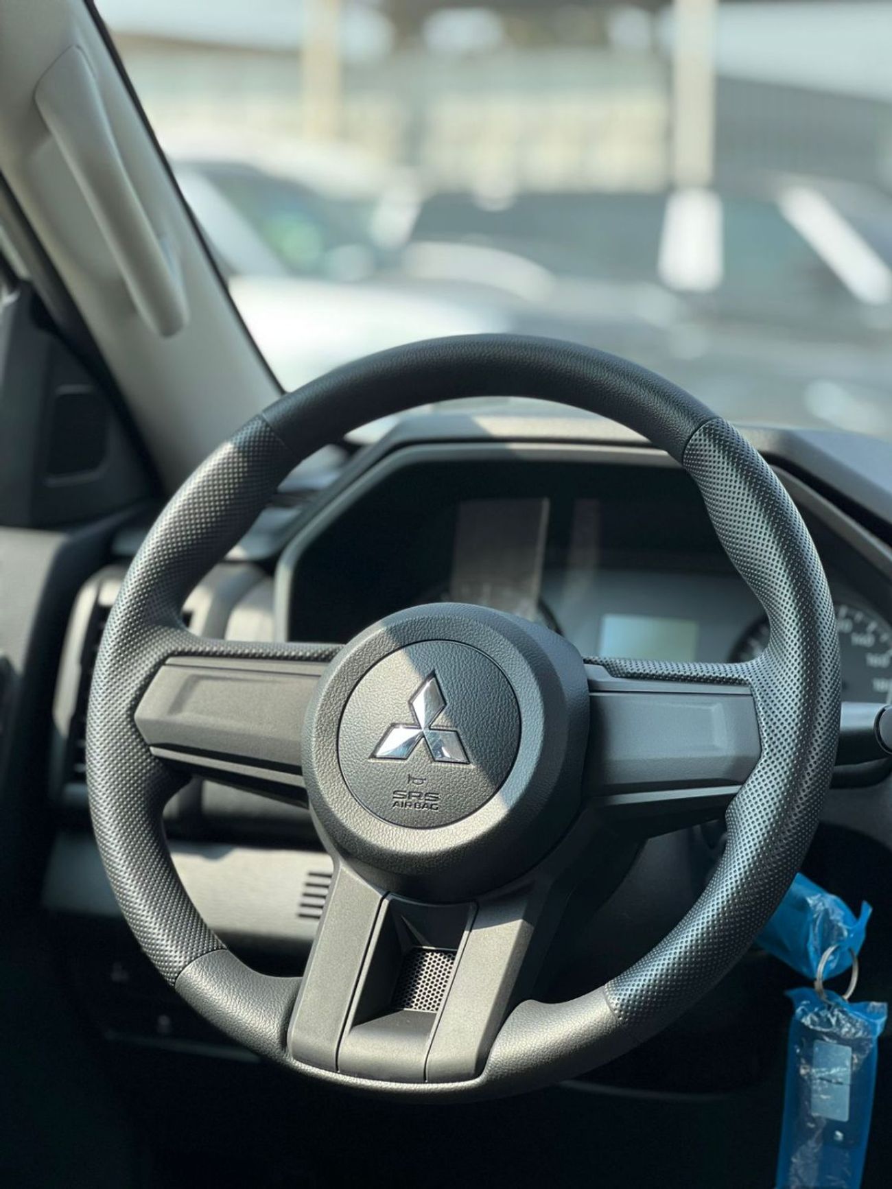 Mitsubishi L200 GL Double Cab Diesel M/T 2.4L