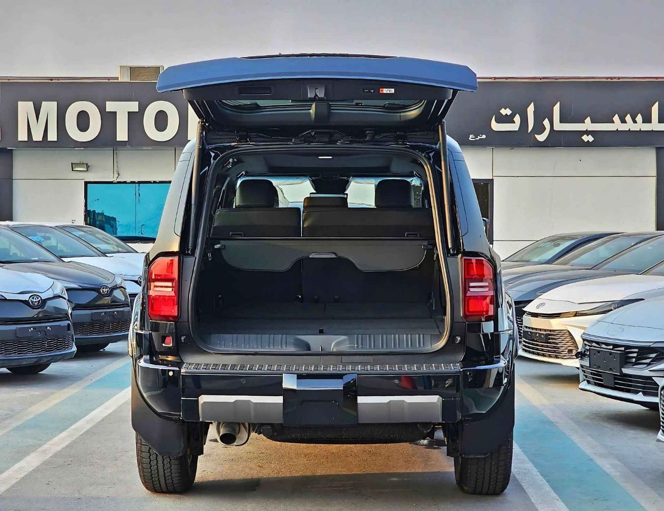 تويوتا برادو LUXURY TURBO/ 2.4L V4 PETROL/ 360* WITH HEADUP DISPLAY/ RADAR/ PANORAMIC (CODE # PLUX)