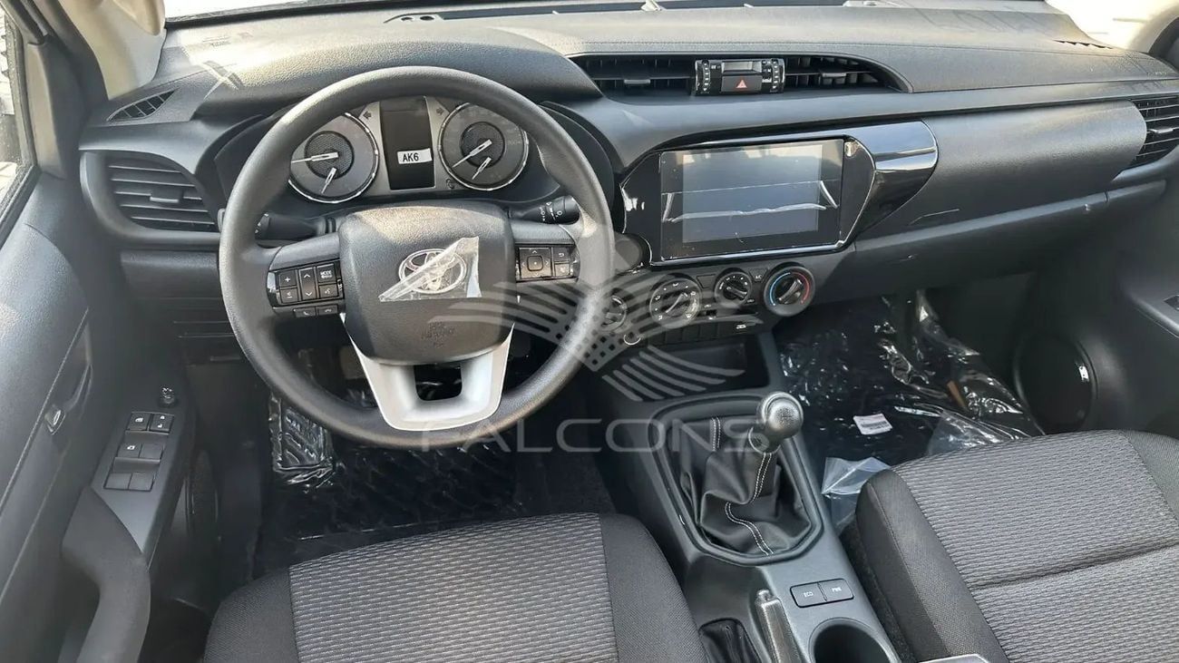 تويوتا هيلوكس GL Toyota Hilux 2.7L P DC 4WD STANDARD 5MT 2025 • Petrol • Manual