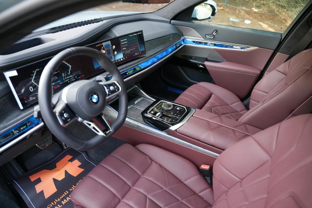 BMW 735i BMW 735i M Sport Individual – 2026 | GCC | Only 2,478 KM | AED 399,000