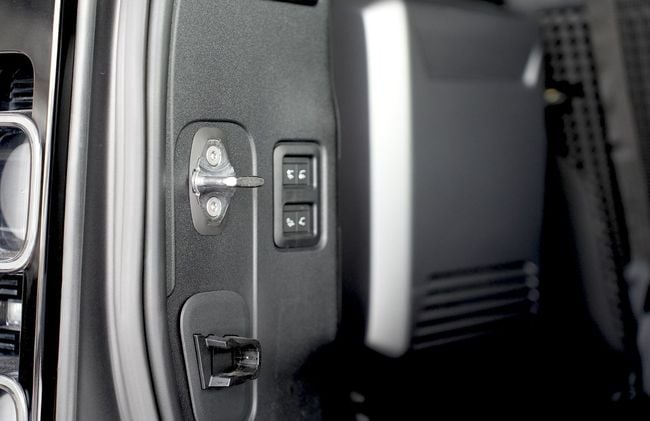 Land Rover Defender, миниатюра 30