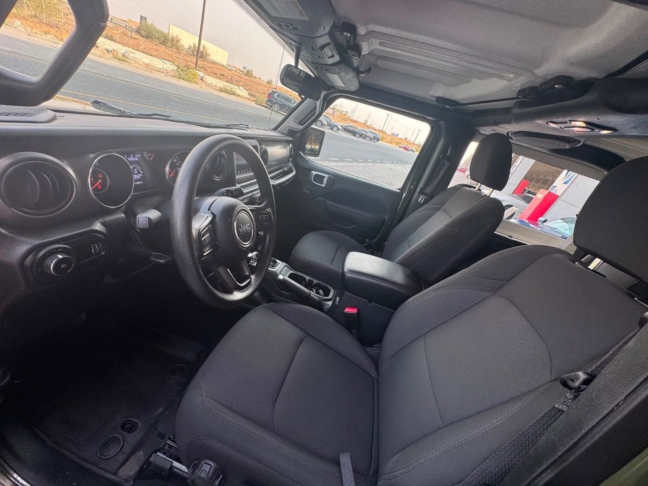 Jeep Wrangler SPORT V6 3.6l / HIGH FINDERS /LED HEADLIGHT/SCREEN