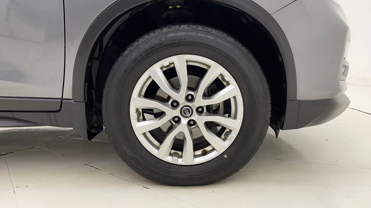 نيسان إكس تريل S 2.5 | بدون دفعة مقدمة | اختبار القيادة في المنزل