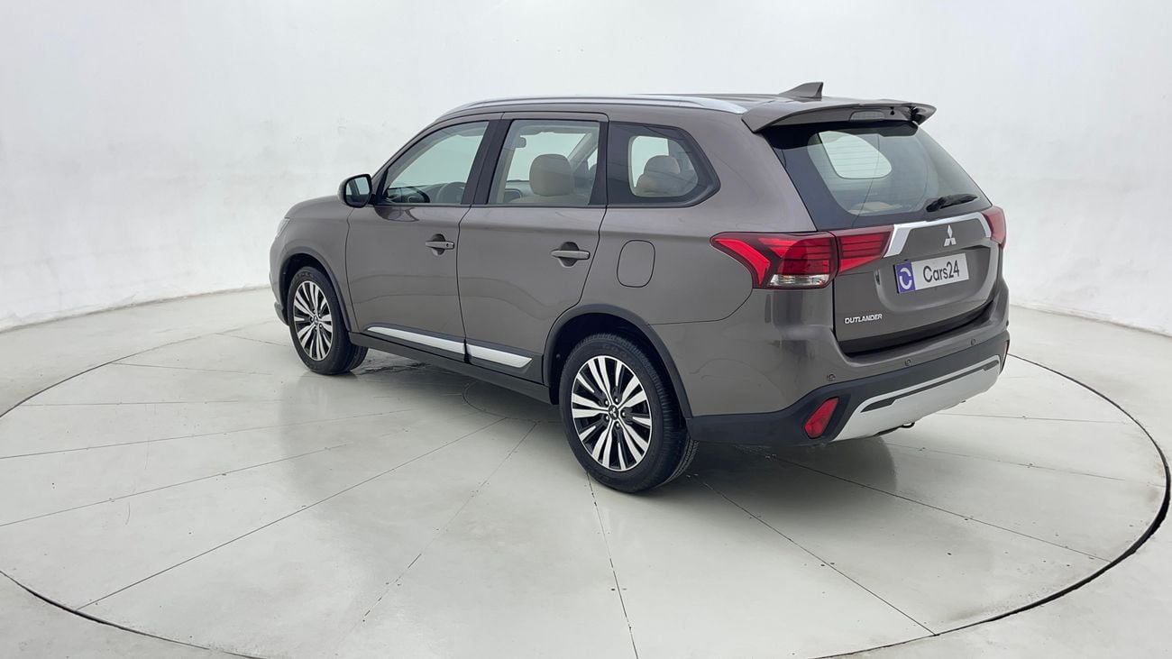 ميتسوبيشي آوتلاندر 2023 GLX MID LINE | AED 955/Month | 0 DP | 30 Day Return | Warranty | Service History