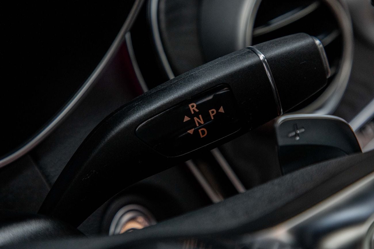 مرسيدس بنز GLC 200 GLC 200 | 3,525 P.M | 0% Downpayment | Excellent Condition!