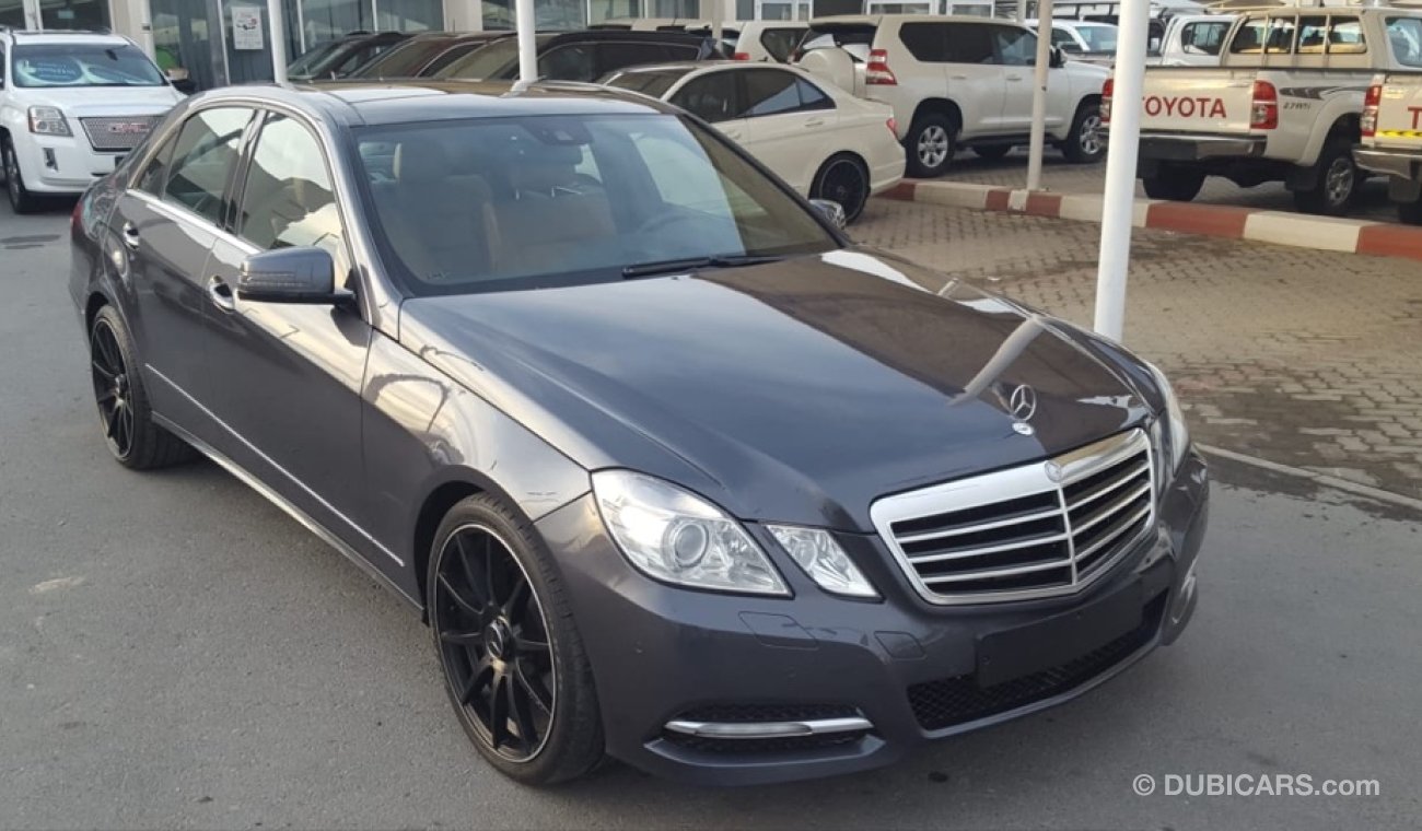 Mercedes-Benz E 350 2013 GCC car prefect condition full service full option low mileage