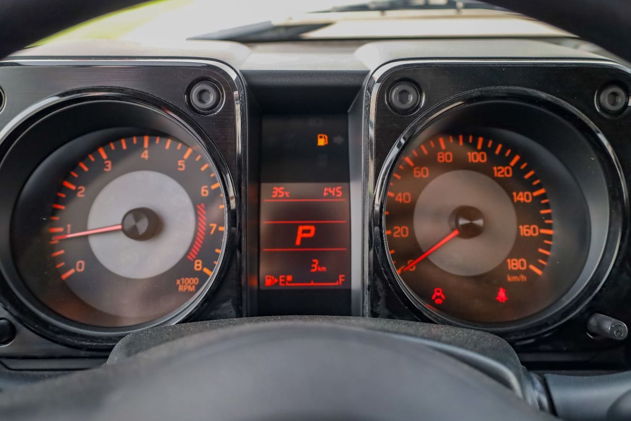 Suzuki Jimny 2025 GL V4 1.5L Petrol AT / 3 Doors / Steering Audio Control / For Export Only