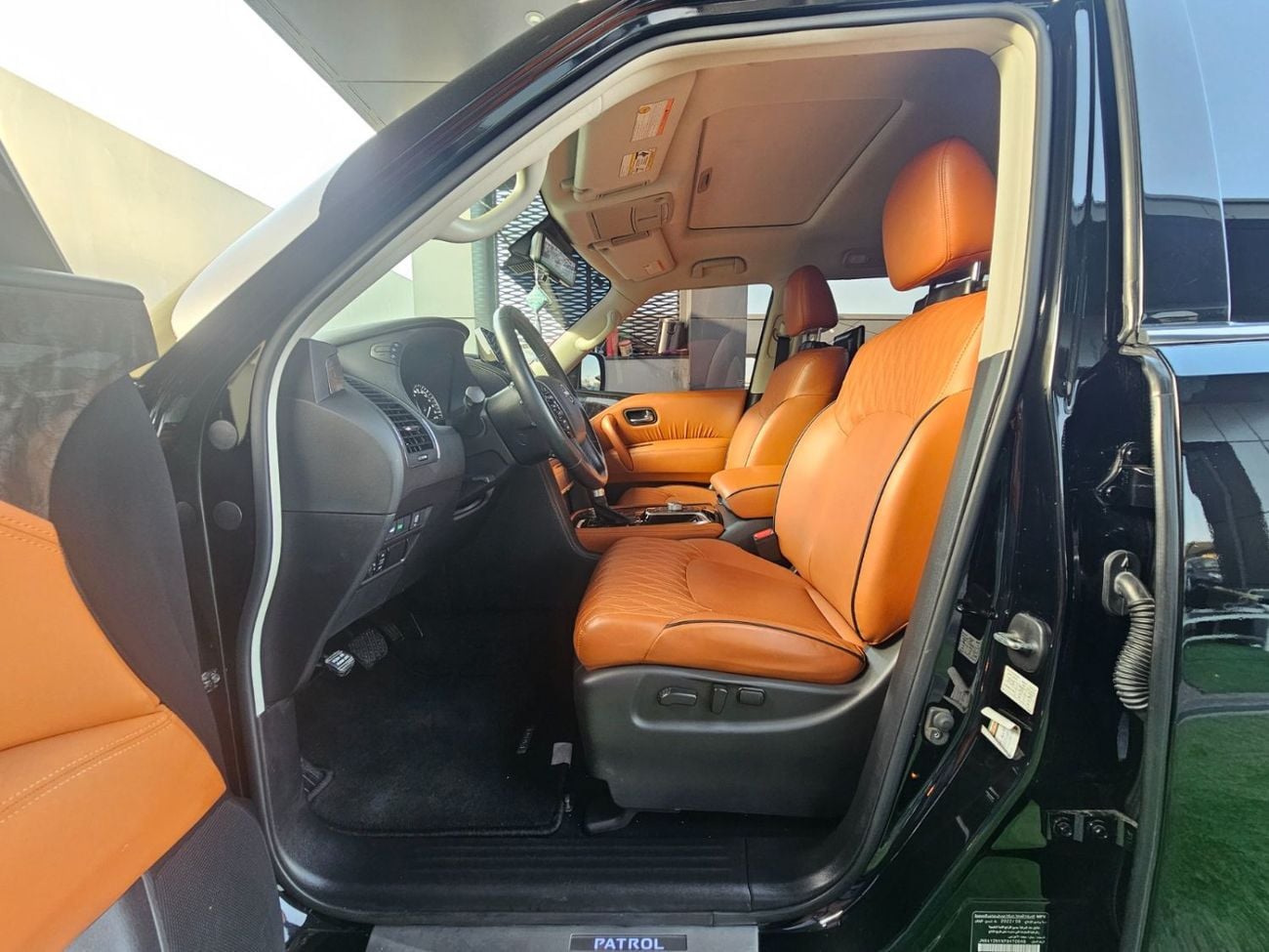 Nissan Patrol NISSAN PATROL / GCC LOW MILEAGE /  PPF PROTECTED / SINGLE OWNER