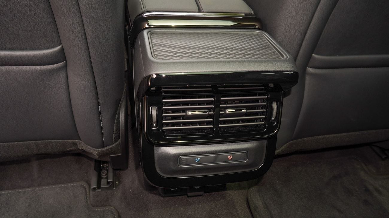 Land Rover Range Rover Evoque SE P250 DYNAMIC 2025!! FIVE YEARS WARRANTY!! THREE YEARS SERVICE CONTRACT