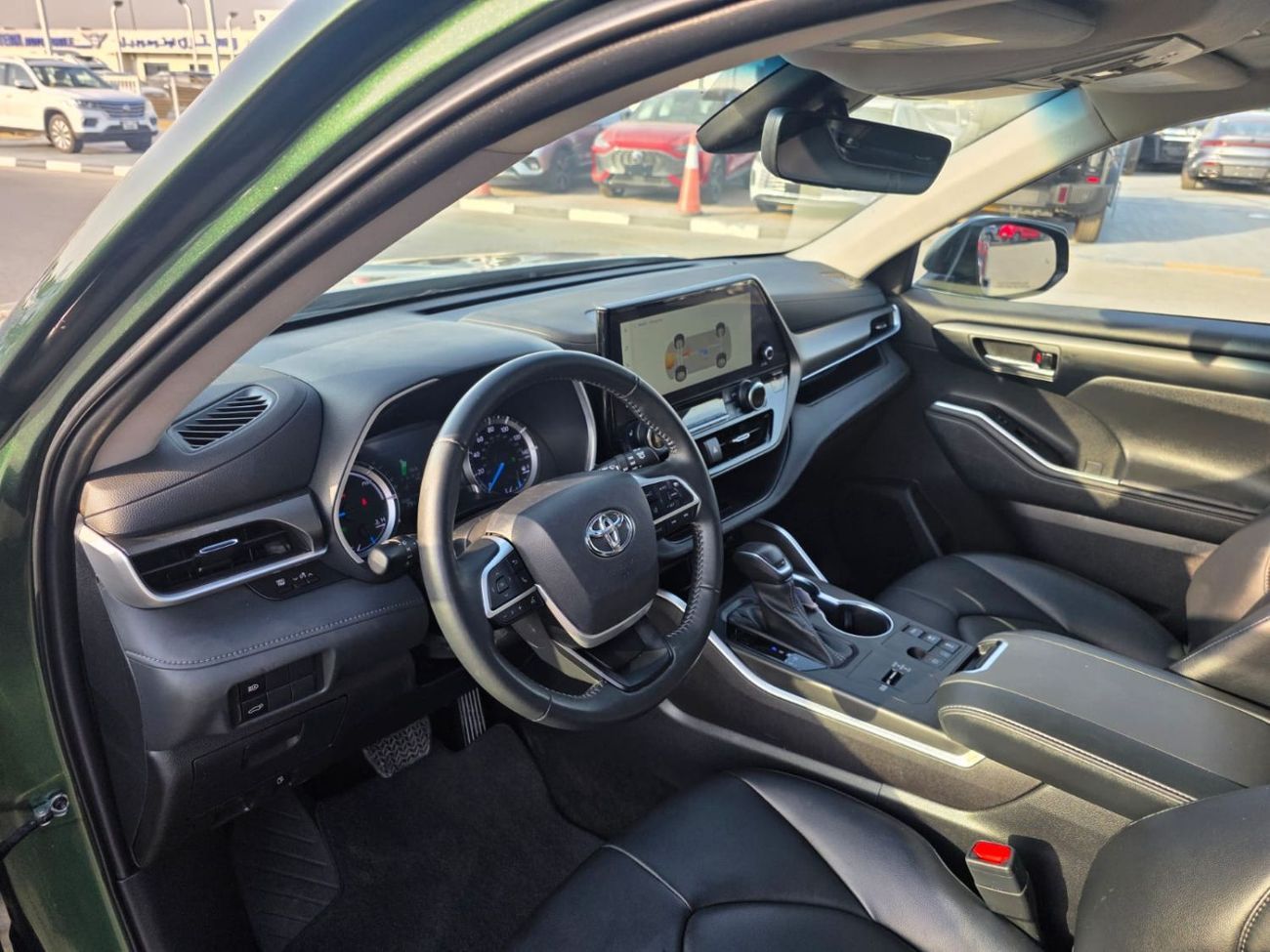 تويوتا هايلاندر 2.5L Hybrid XSE