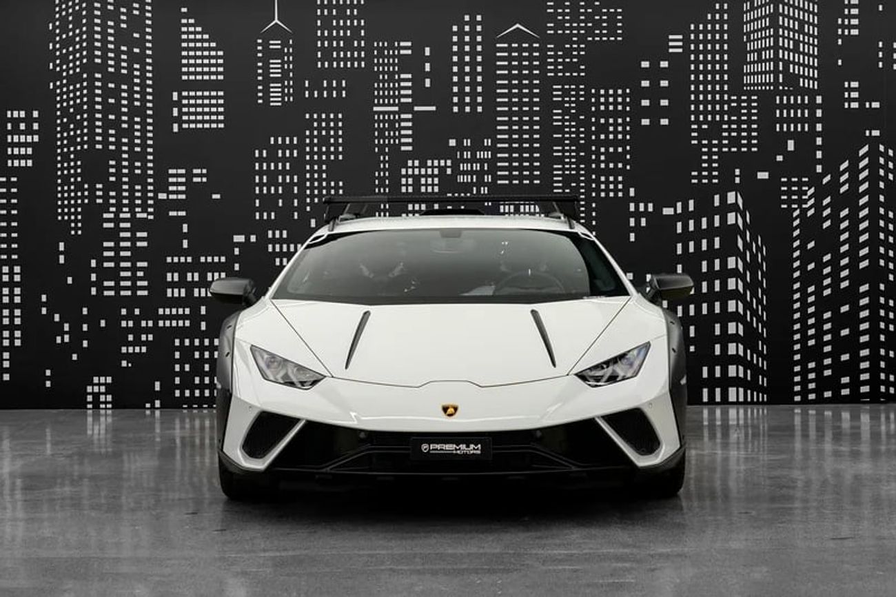 Lamborghini Huracan STERRATO 5.2L V10
