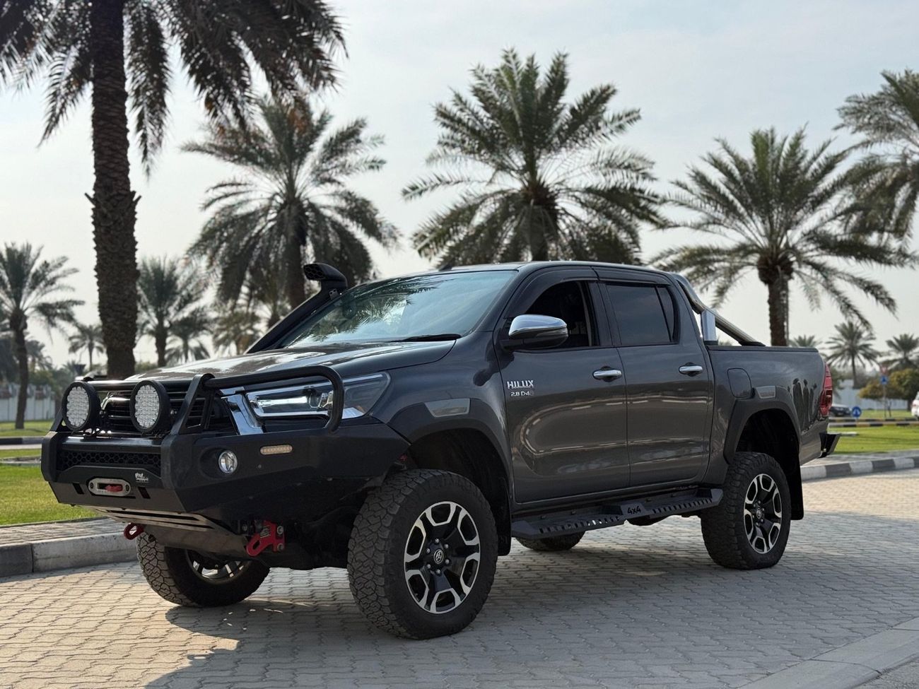 تويوتا هيلوكس SR5 export from Australia