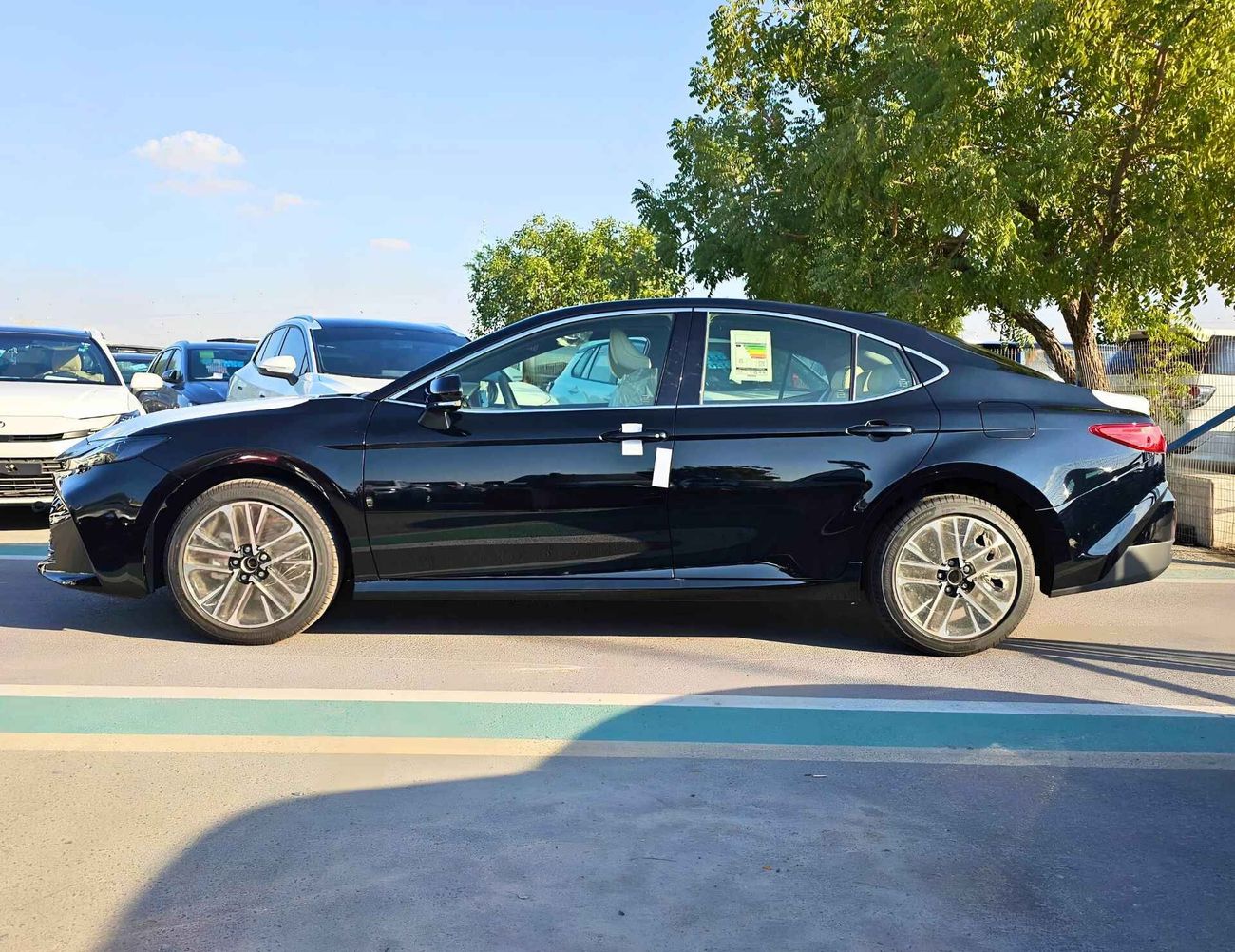 Toyota Camry GLE 2.5L V4 PETROL / RADAR / PWR SEATS / BLIND SPOT WITH PANORAMIC (CODE # GLE)