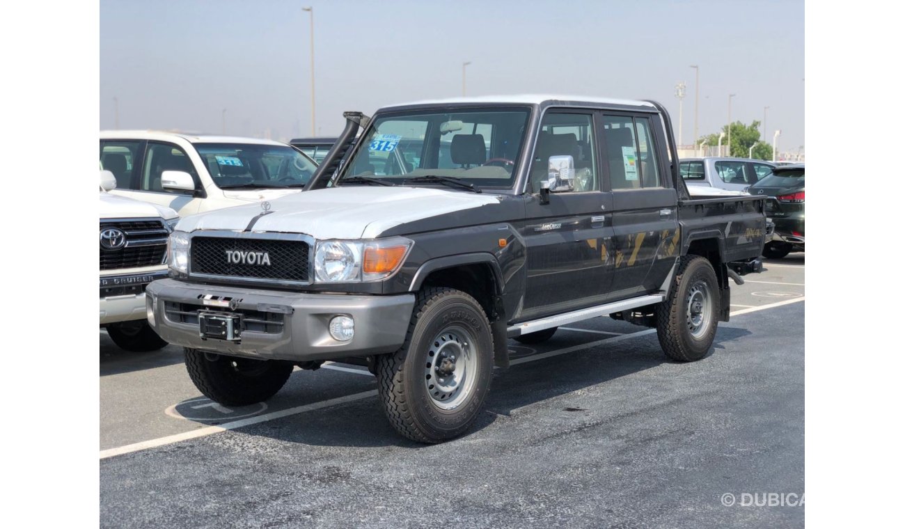 Toyota Land Cruiser Pick Up TOYOTA LAND CRUISER PICKUP DC PETROL 4.0