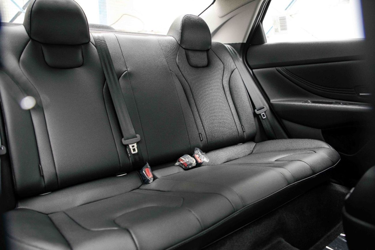 Hyundai Elantra GLX Elite 1.5L - White Inside Black | Export Only