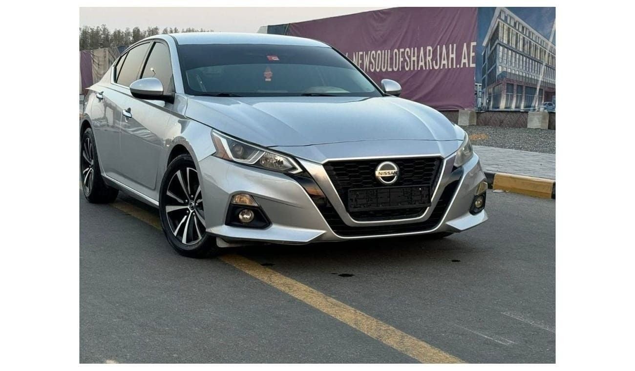 نيسان ألتيما 2.5 SV In excellent condition and requires no expenses