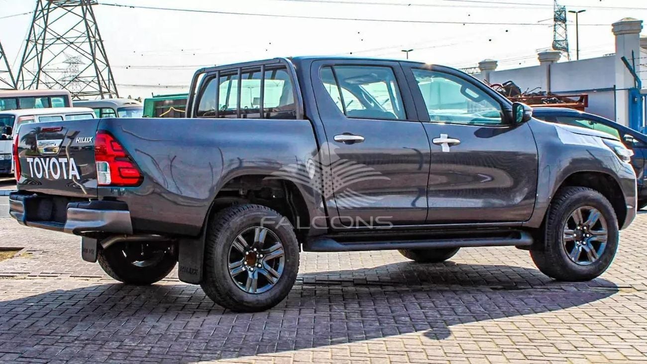 تويوتا هيلوكس GLX Toyota Hilux 2.4L Turbo Diesel 5 seater Airbags ABS