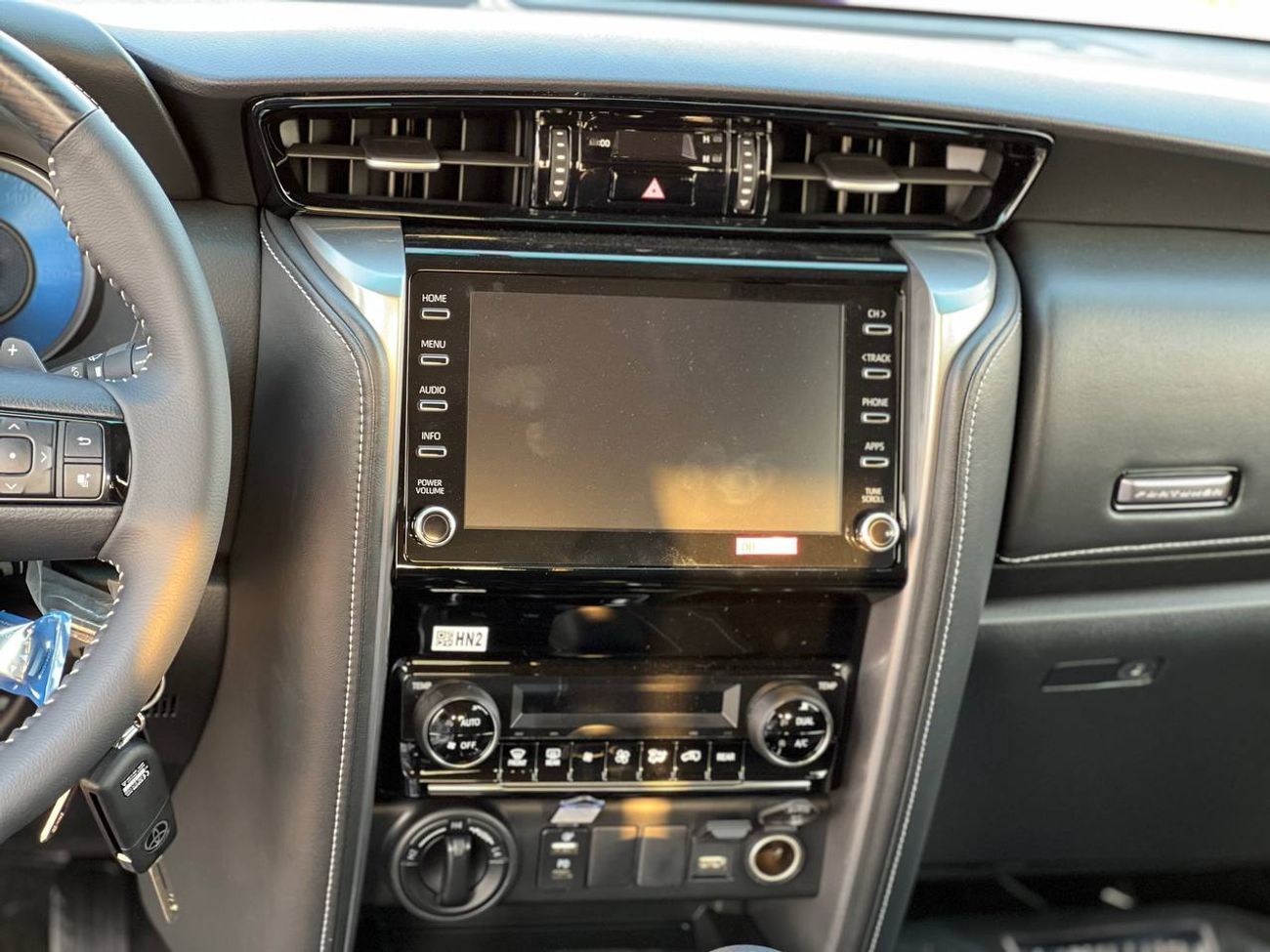 Toyota Fortuner VX 4.0L PTR A/T // 2025 // MID OPTION WITH DVD&BACK CAMERA , CRUISE CONTROL // SPECIAL OFFER // BY F