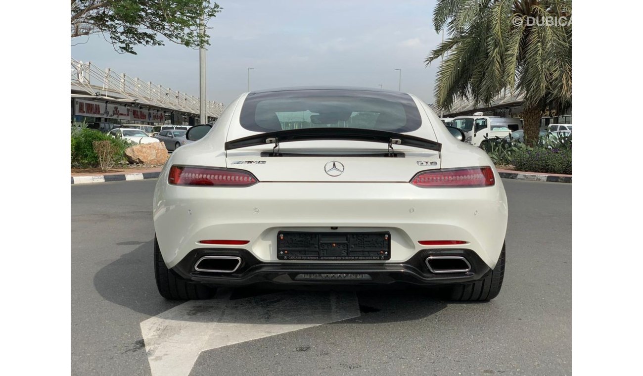 مرسيدس بنز AMG GT S