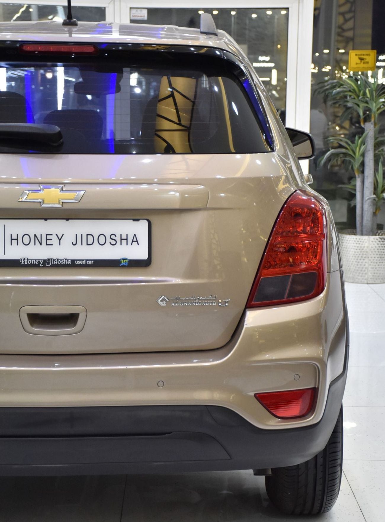 شيفروليه تراكس EXCELLENT DEAL for our Chevrolet Trax LT ( 2019 Model ) in Brown / Beige Color GCC Specs