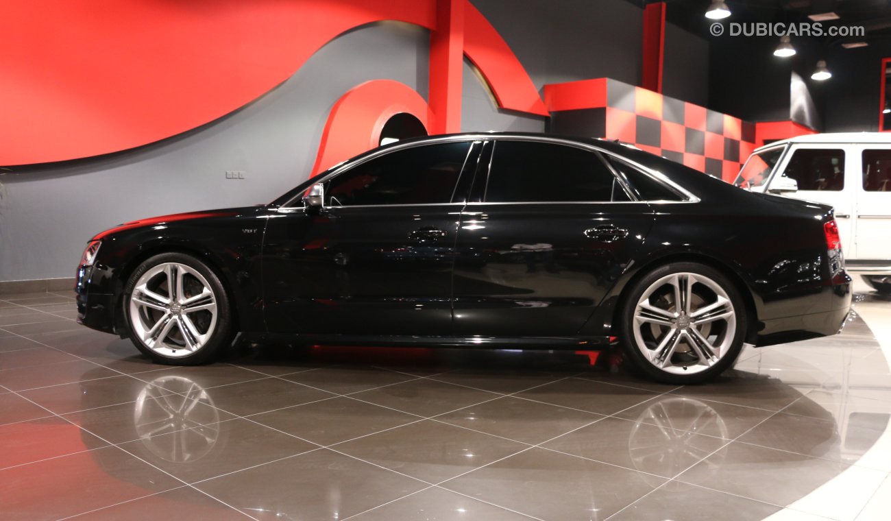 Audi S8 Quattro V8T