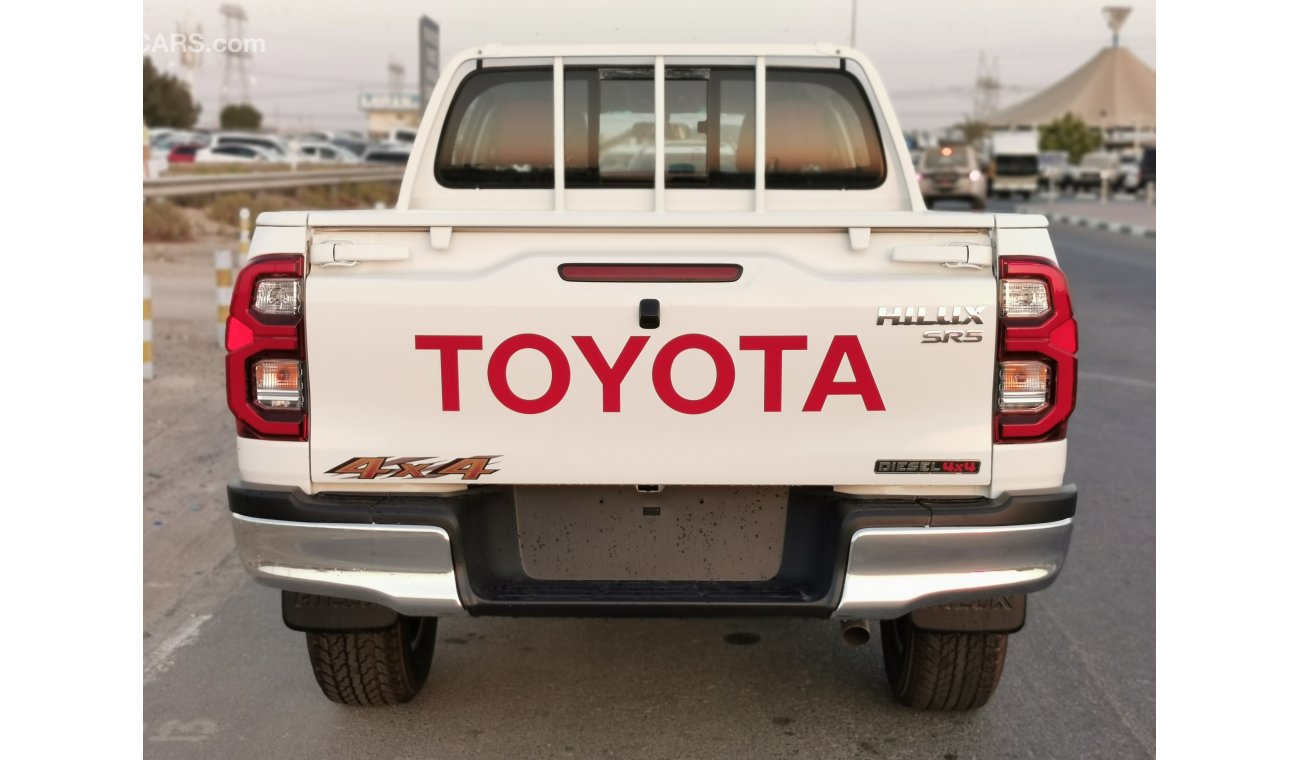 Toyota Hilux 2.4L,DIESEL,4WD,DOUBL/CAB,WIDE BODY,NEW SHAPE,DVD+CAMERA,PUSH BUTTON START,MT,2022MY ( FOR EXPORT)